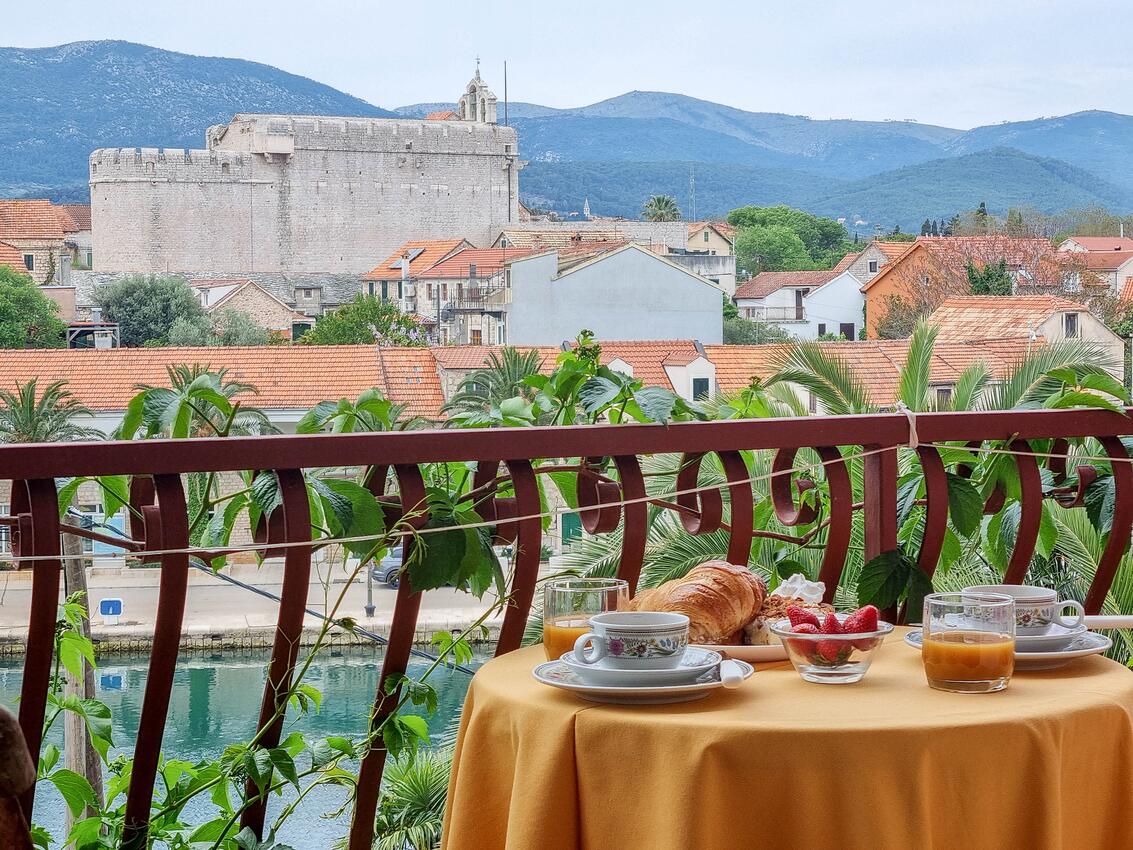 Апартаменты и комнаты у моря Врбоска - Vrboska, Хвар - Hvar - 540