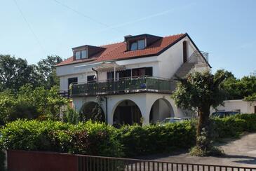 Apartments with terrace Vantačići, Kvarner