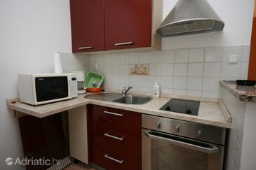 Apartmaji in sobe ob morju Vrbnik, Krk - 5403