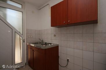 Apartmaji in sobe ob morju Vrbnik, Krk - 5403