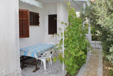 Lägenheter med parkering Baska, Krk - 5409