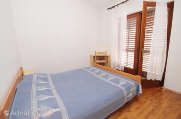 Lägenheter med parkering Baska, Krk - 5409