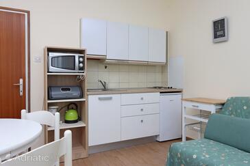 Apartments with parking space Punat, Krk - 5410