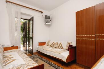 Appartamenti con parcheggio Baska, Veglia - Krk - 5412