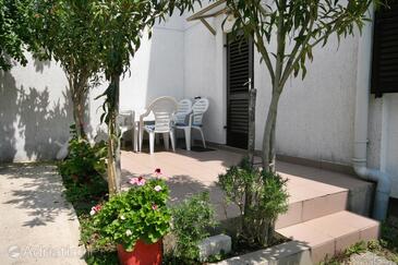 Appartamenti con parcheggio Baska, Veglia - Krk - 5412