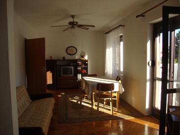 Appartamenti con parcheggio Baska, Veglia - Krk - 5412