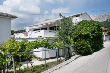 Apartments with terrace Baška, Kvarner