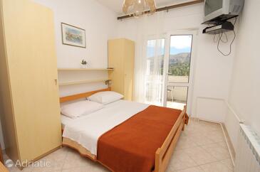 Izby s parkoviskom Baška, Krk - 5421