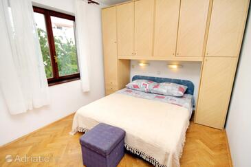 Apartments with parking space Krk - 5422