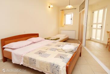 Apartments with parking space Krk - 5423