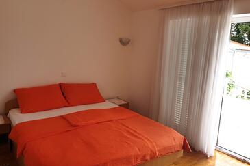 Ferienwohnungen mit Parkplatz Vantacici, Krk - 5425