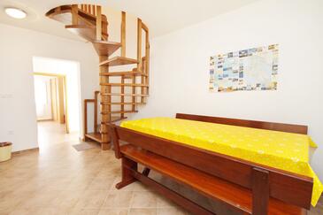 Three bedroom apartment Vantačići, Krk (A-5425-a)