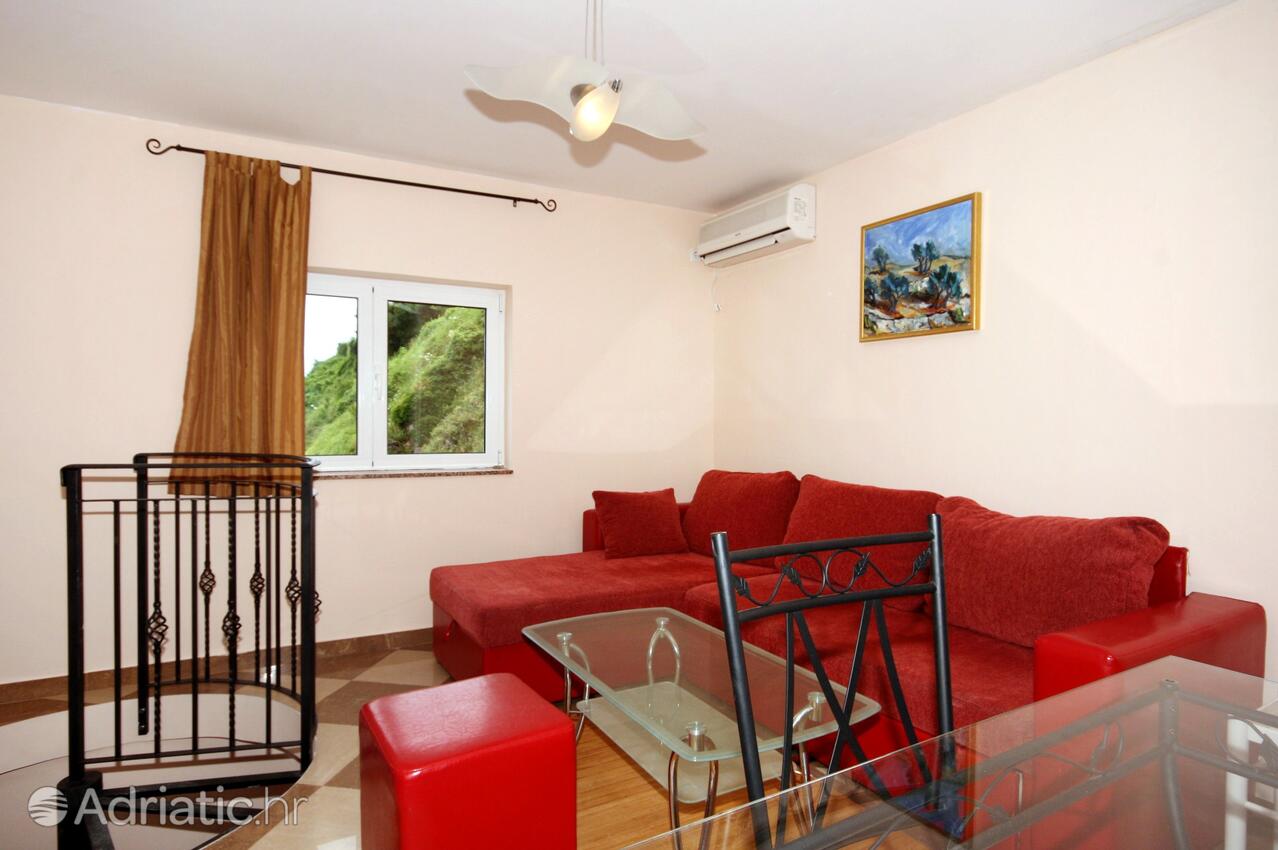 Casa vacanze con parcheggio Verbenico - Vrbnik, Veglia - Krk - 5426