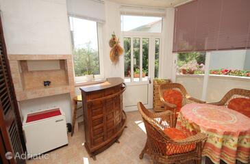 Apartmaji s parkingom Baška, Krk - 5443