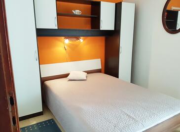 Apartmani s parkingom Baška, Krk - 5443