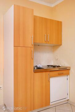 Ferienwohnungen mit Parkplatz Baska, Krk - 5450