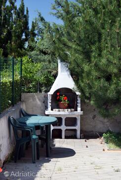 Ferienwohnungen mit Parkplatz Baska, Krk - 5450