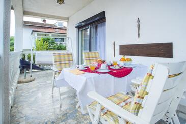Dvosobni apartma Malinska, Krk (A-5456-b(