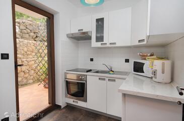 Apartamenty nad morzem z basenem Vrbnik, Krk - 5459