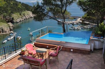 Apartamenty nad morzem z basenem Vrbnik, Krk - 5459