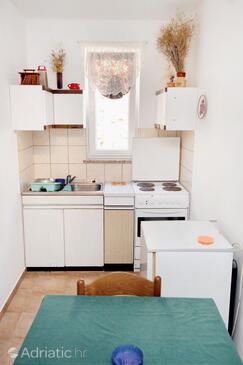 Ferienwohnungen und Zimmer mit Parklplatz Stara Baska, Krk - 5460