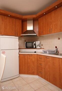 Apartmani s parkingom Pinezići, Krk - 5464