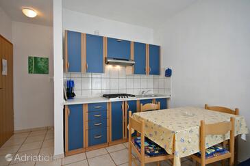 Apartmaji s parkingom Pinezići, Krk - 5465