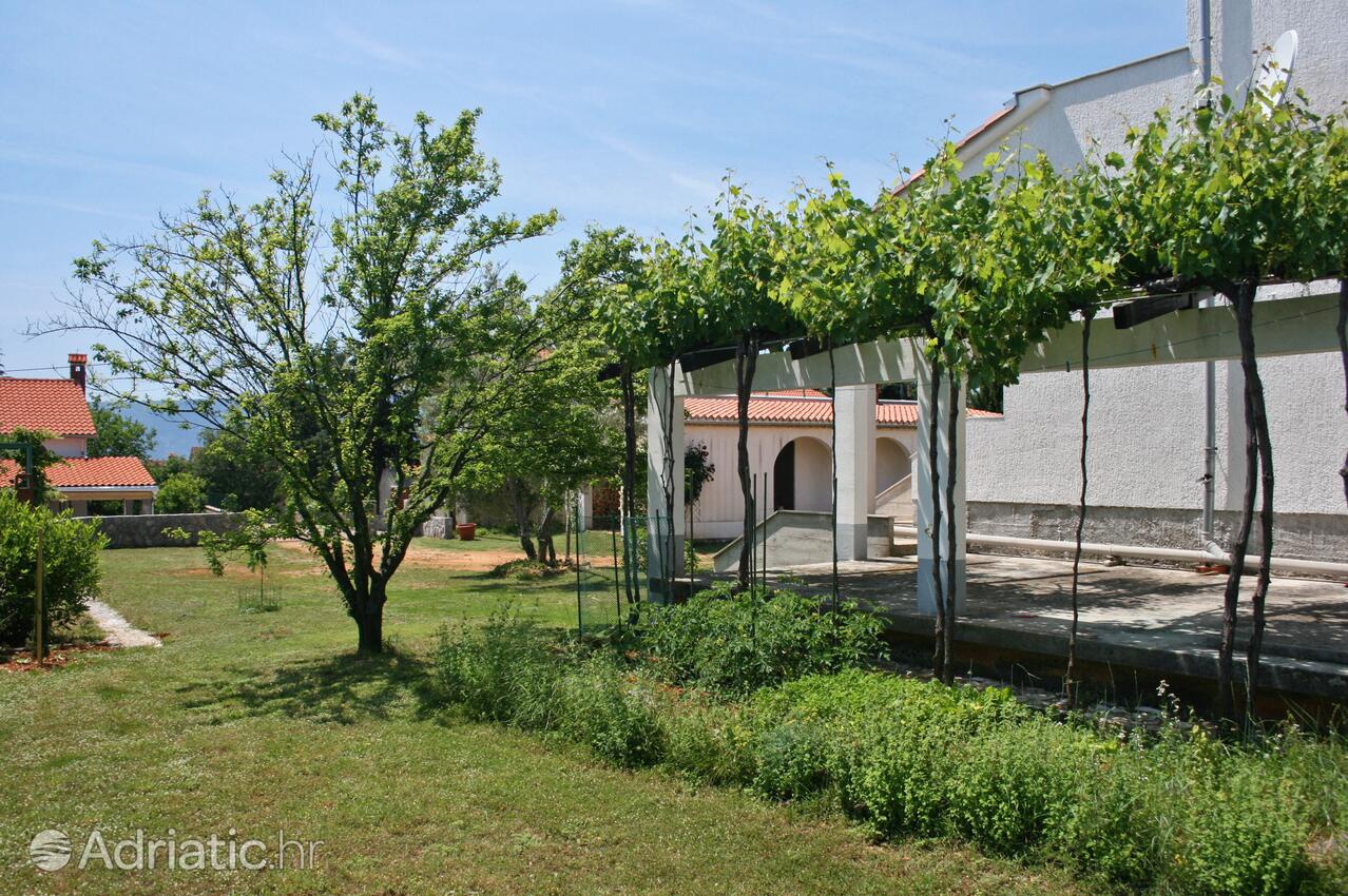 Apartmaji s parkingom Pinezići, Krk - 5465