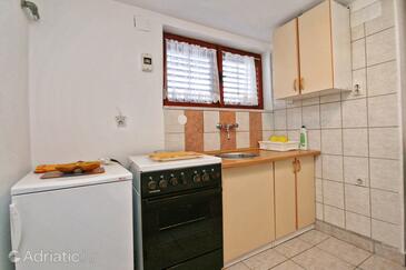 Apartments with parking space Čižići, Krk - 5469