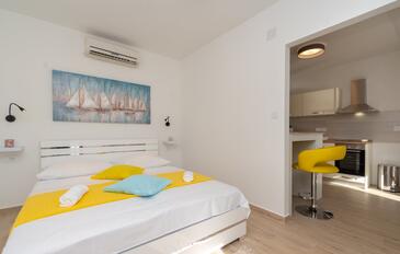 Apartmani i sobe uz more Zavalatica, Korcula - 547