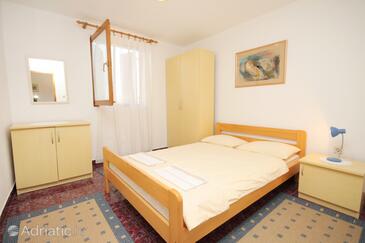 Apartmaji s parkingom Malinska, Krk - 5471