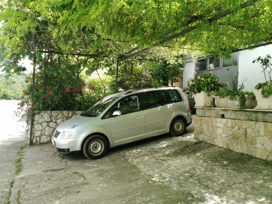Apartments Njivice, Kvarner