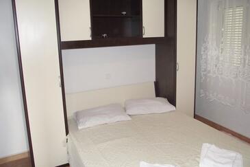 Apartments with swimming pool Novi Vinodolski - 5479