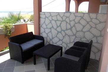 Apartments with swimming pool Novi Vinodolski - 5479