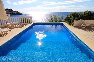 Seaside apartments with a swimming pool Zavalatica, Korčula - 548