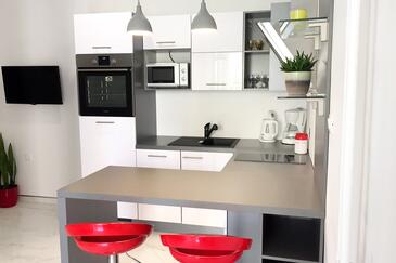 Apartamentos con parking Novi Vinodolski - 5488