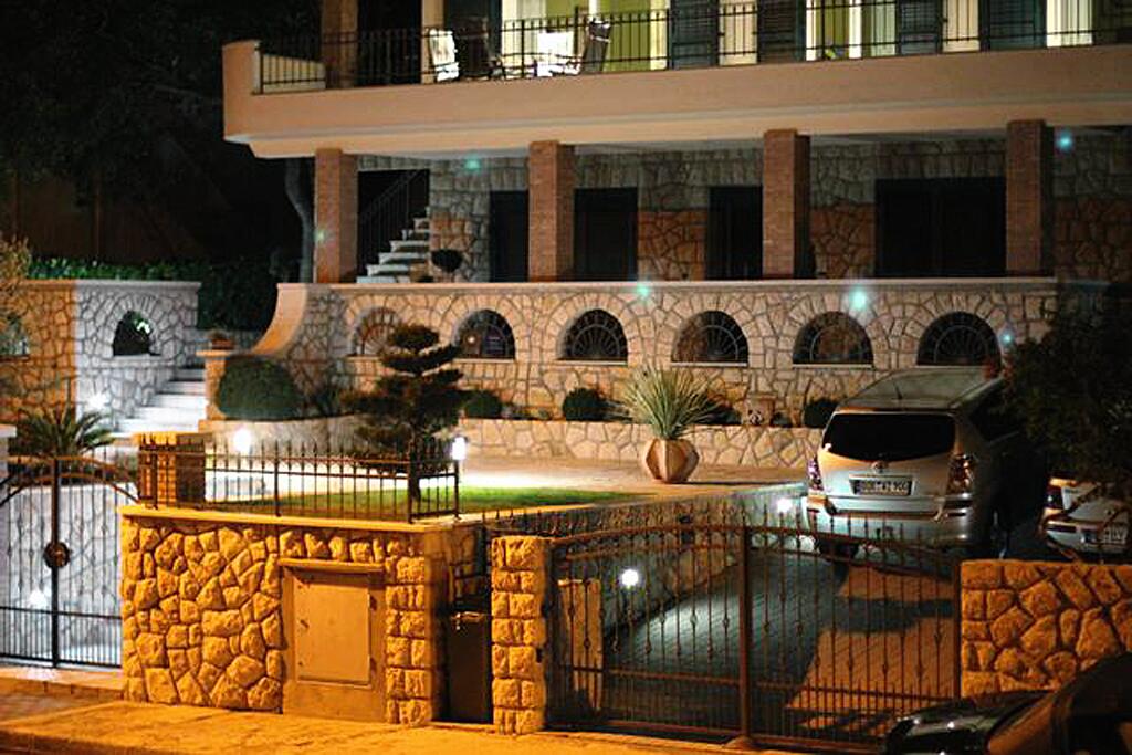 Appartements avec parking Novi Vinodolski - 5488