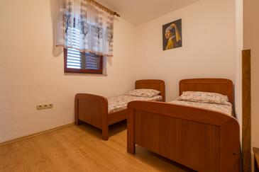 Apartments with parking space Crikvenica - 5493