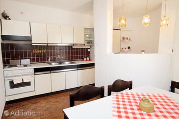 Apartments with parking space Klenovica, Novi Vinodolski - 5504