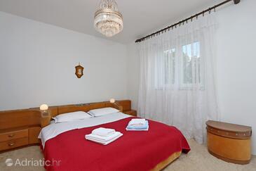 Apartments with parking space Šmrika, Kraljevica - 5508