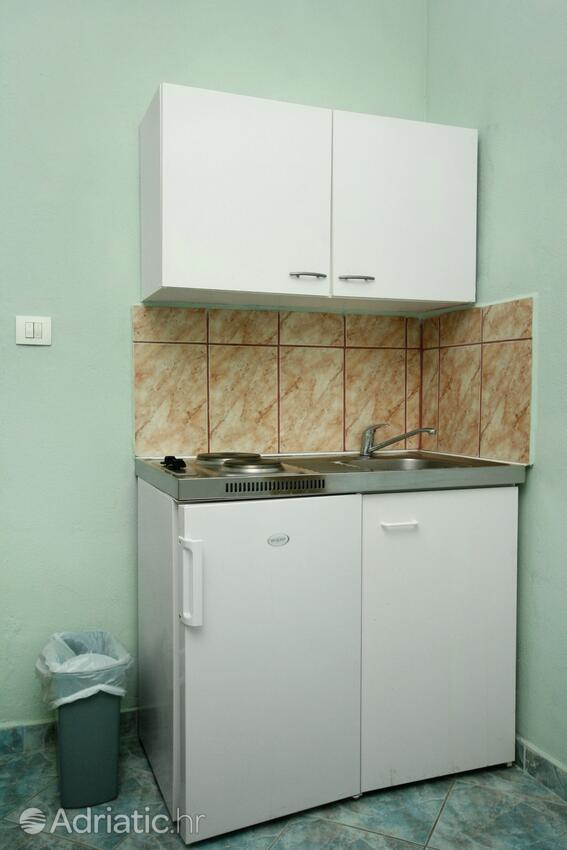 Apartments with parking spaces Novi Vinodolski - 5526