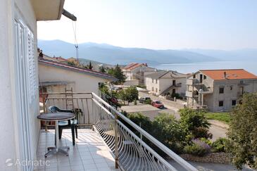 Lägenheter med parkering Novi Vinodolski - 5537