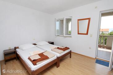 Ferienwohnungen mit Parkplatz Povile, Novi Vinodolski - 5539