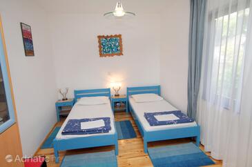 Appartements et chambres avec parking Novi Vinodolski - 5545