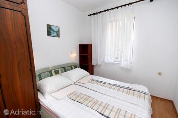 Apartments with parking space Crikvenica - 5553