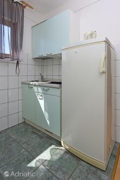 Apartments with WiFi Crikvenica - 5555