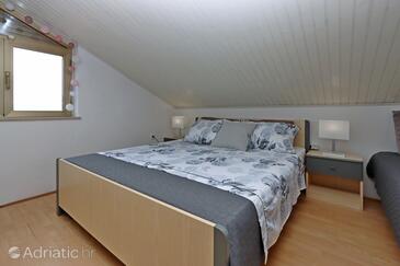 Apartments with WiFi Crikvenica - 5555