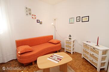 Apartments by the sea Novi Vinodolski - 5558