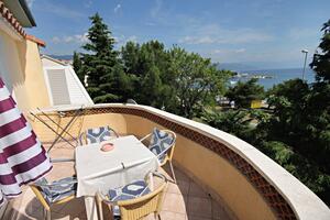 Two bedroom apartment Novi Vinodolski (A-5558-a(