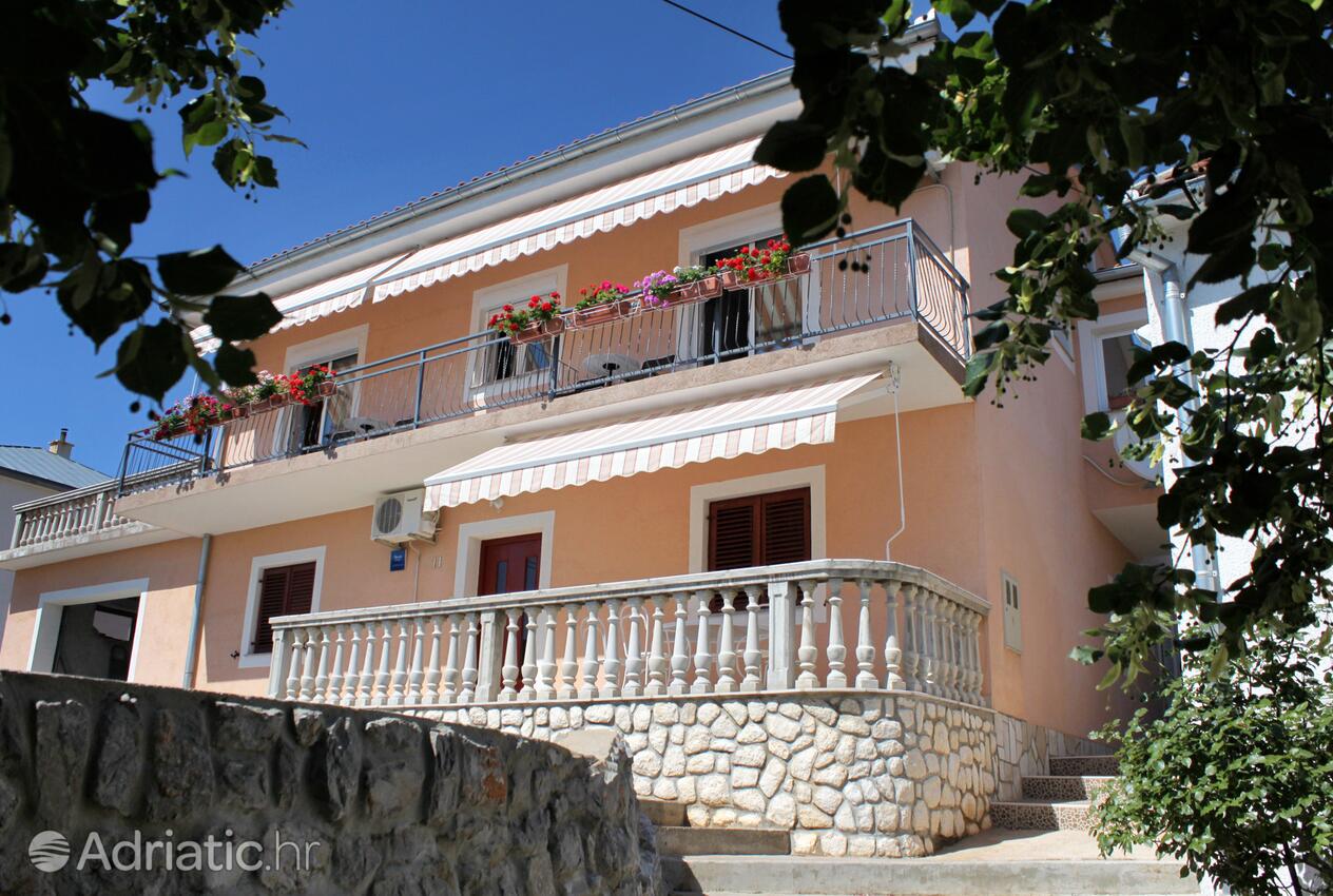 Apartments and rooms with parking space Senj - 5569